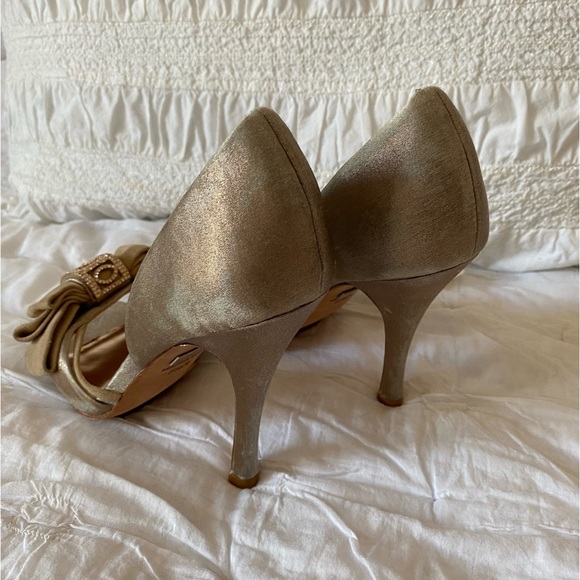 Badgley Mischka Heels - Picture 3 of 6